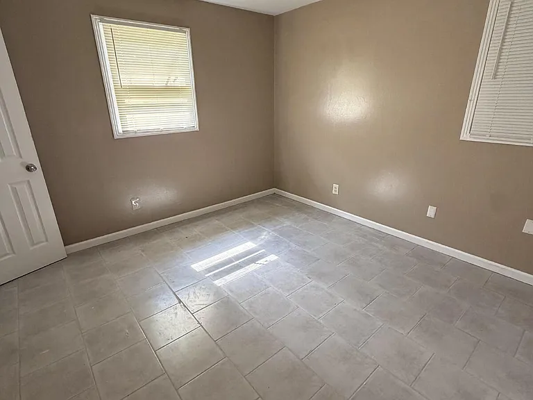 3692 Irma St — Photo 12