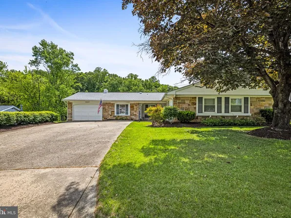 12227 Foxhill Ln, Bowie, MD 20715