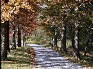 9851 E Bend Rd, Burlington, KY 41005