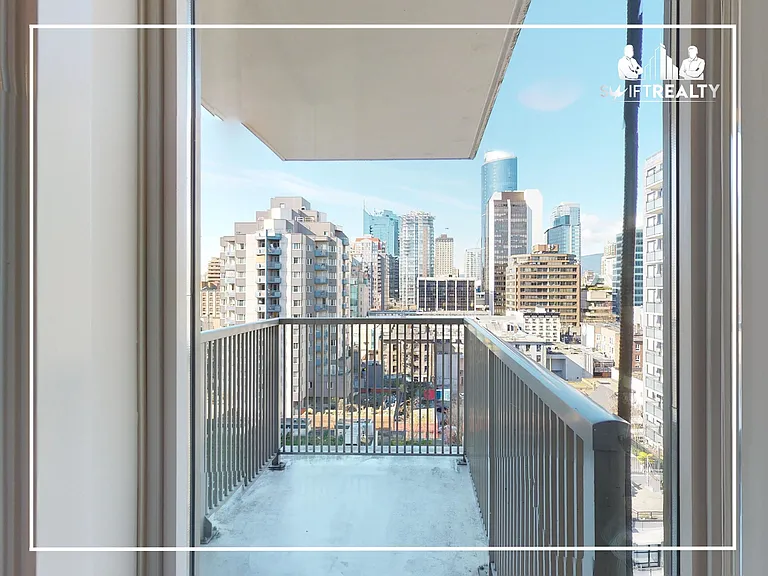 1055 Richards St #1602 — Photo 14