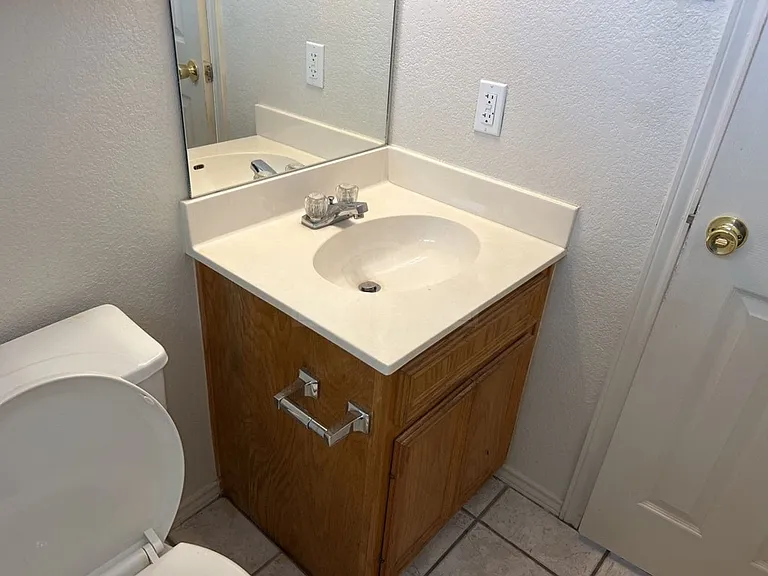 913 McDaniel Circle, Killeen — Photo 15