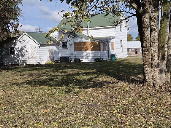 5th image of 1540 Keokuk St S