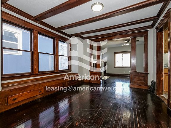 1191097_004_wm_-_living_room_13593719.jpg