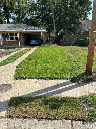2408 Middlecoff Dr Photo 1