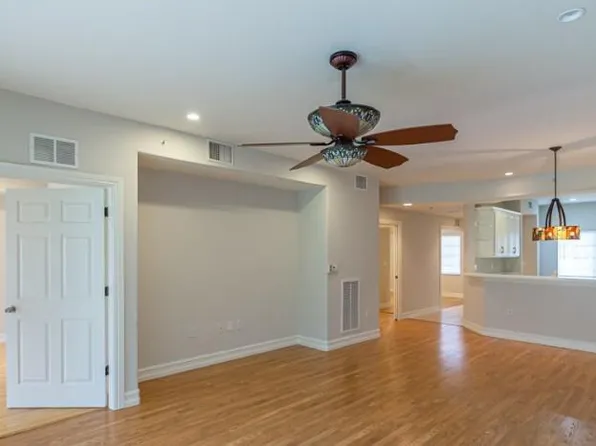 9113 Michael CIR #9, NAPLES, FL 34113