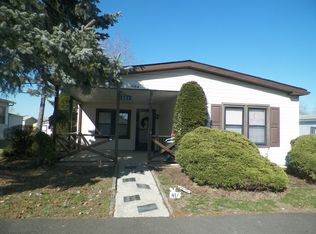 604 Fieldcrest Ct, North Wales, PA 19454