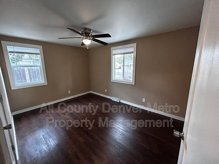 6915 W 55th Pl — Photo 7