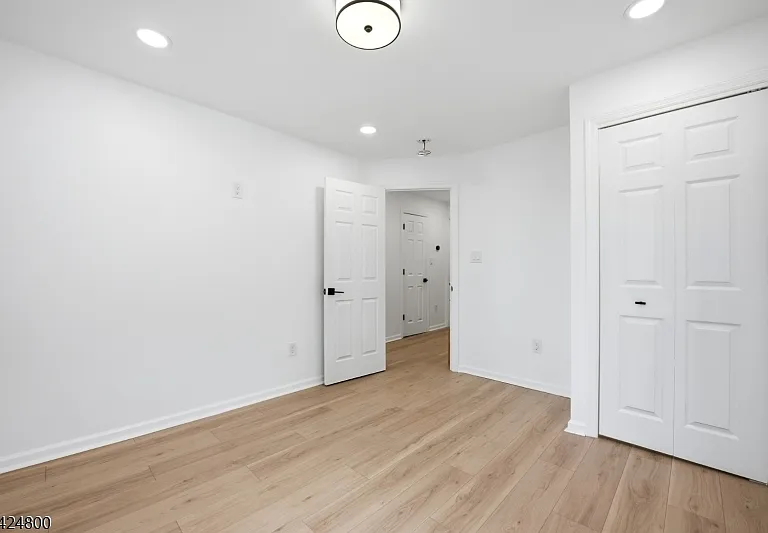 40 Edgewood Rd — Photo 13