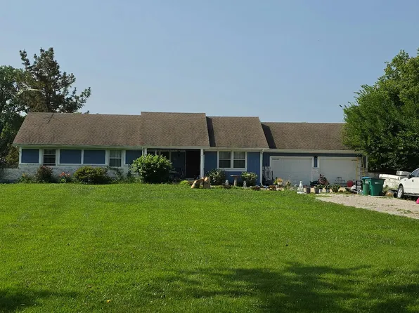 25409 Lone Pine Dr, Cleveland, MO 64734