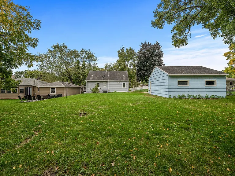 1711 Rose Pl — Photo 30