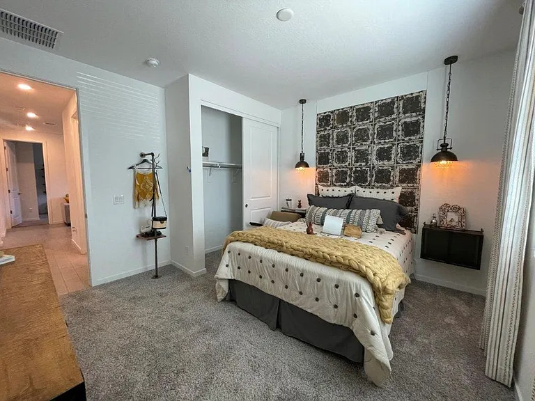 5632 W Walatowa St — Photo 14