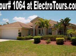 1064 Tivoli Dr, Naples, FL 34104