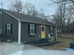 331 4th St, Corydon, KY 42406