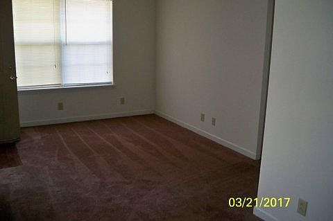 1st image of 212 Beech St APT E