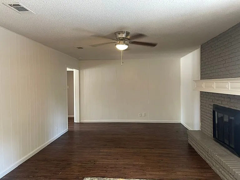 2232 Shady Brook Dr — Photo 5