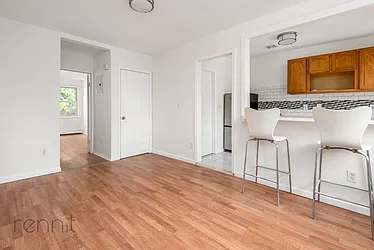 Rented by Rennit Inc.