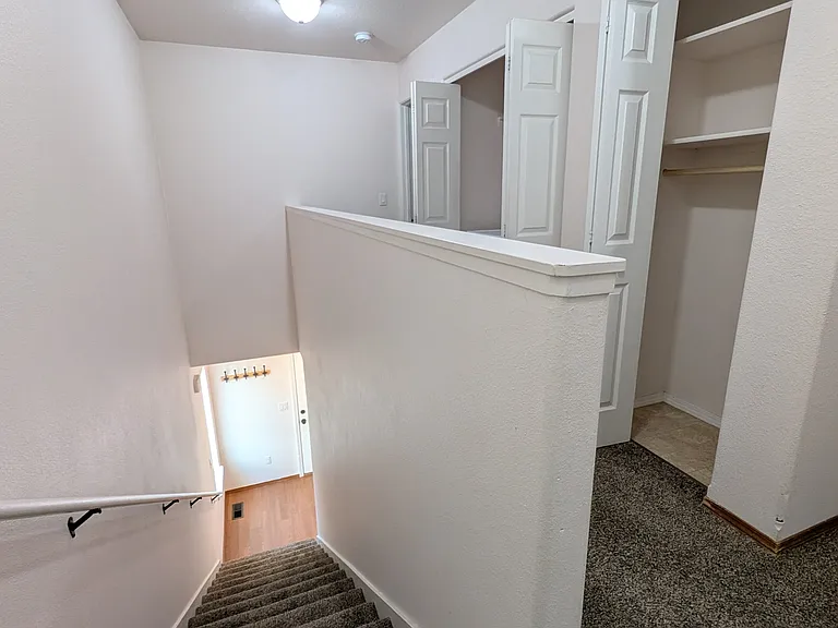 1402 Hall St #B — Photo 7