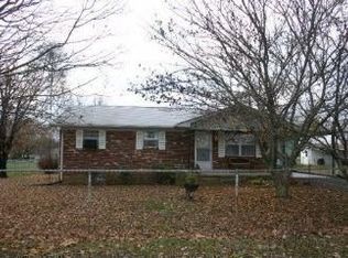 917 Cornell Rd, Maryville, TN 37801