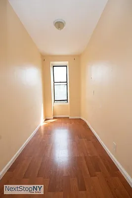 Rented by NextStopNY | media 20