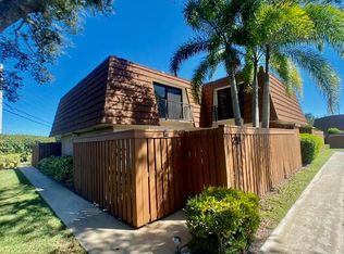 3900 County Line Rd APT 2D, Jupiter, FL 33469