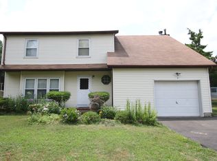 1990 Wayside Rd, Tinton Falls, NJ 07724