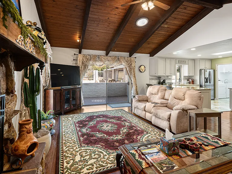 50 Pine Ct — Photo 23