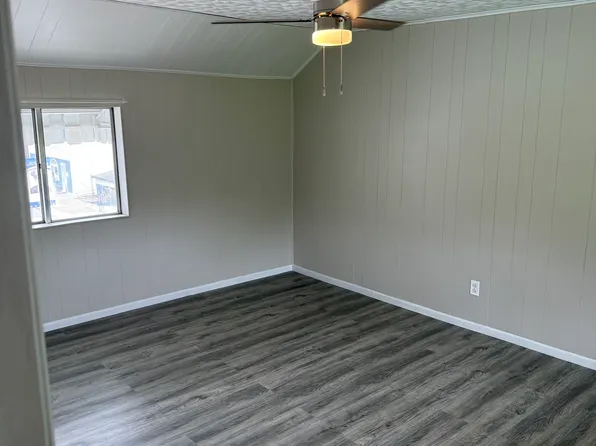 1534 Marshall St, Benwood, WV 26031