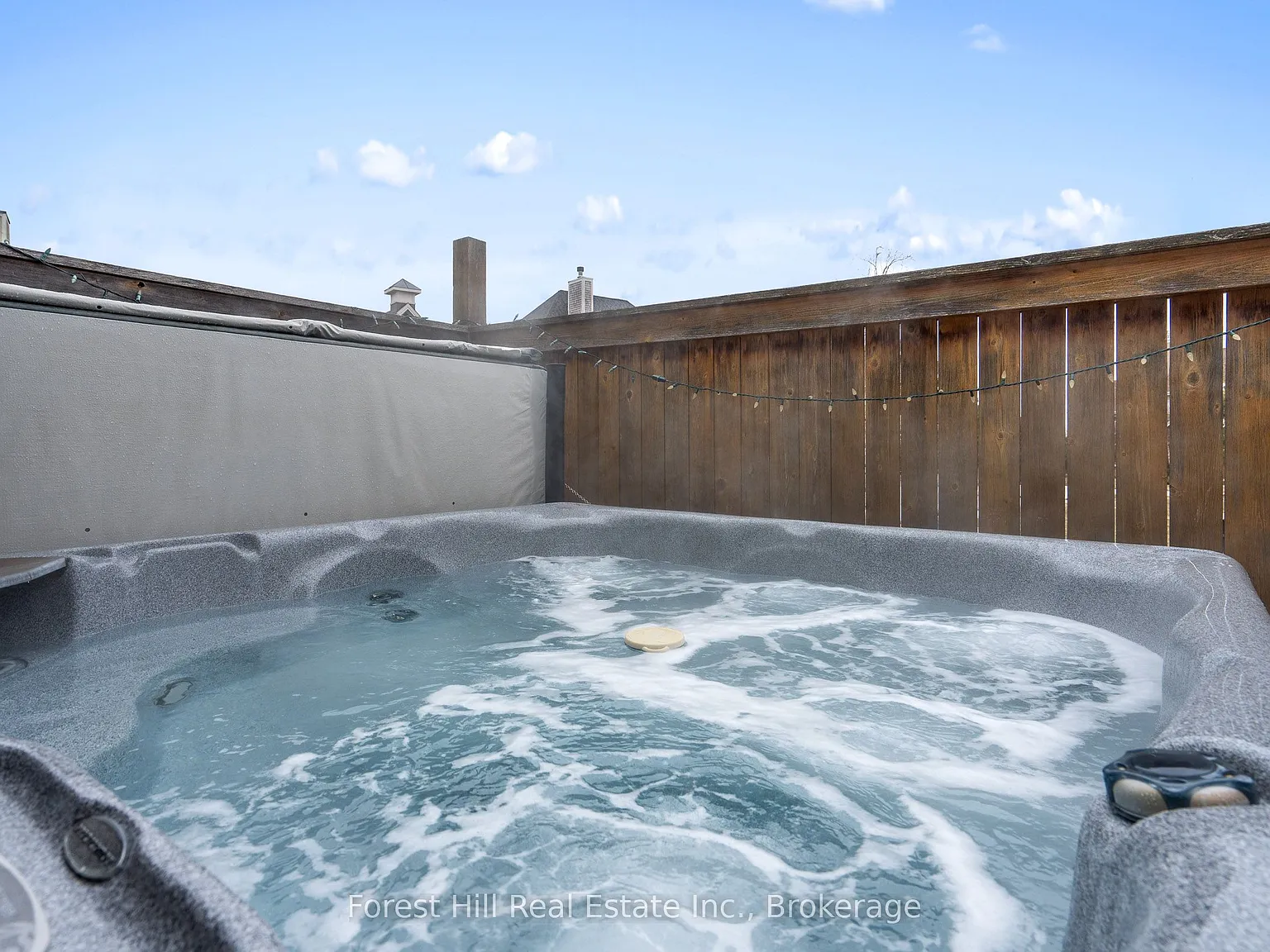 6 bed, $5,000 — Photo 3