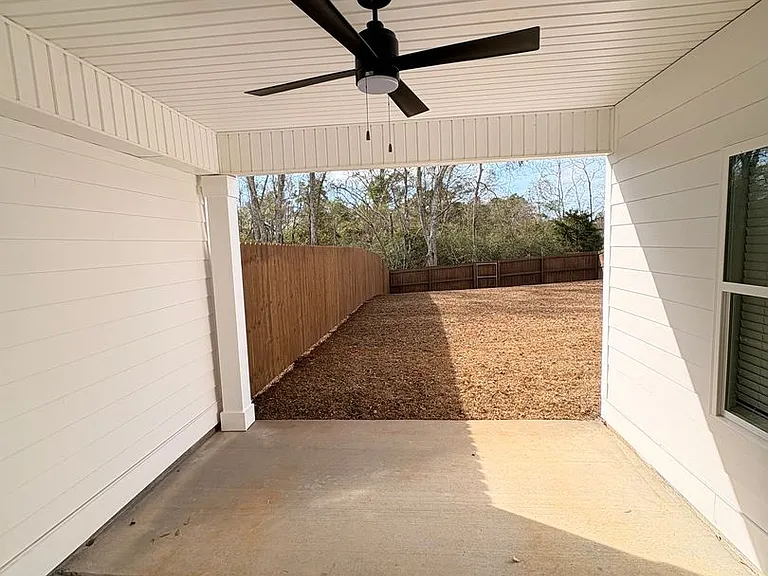 108 Alva Ct — Photo 15
