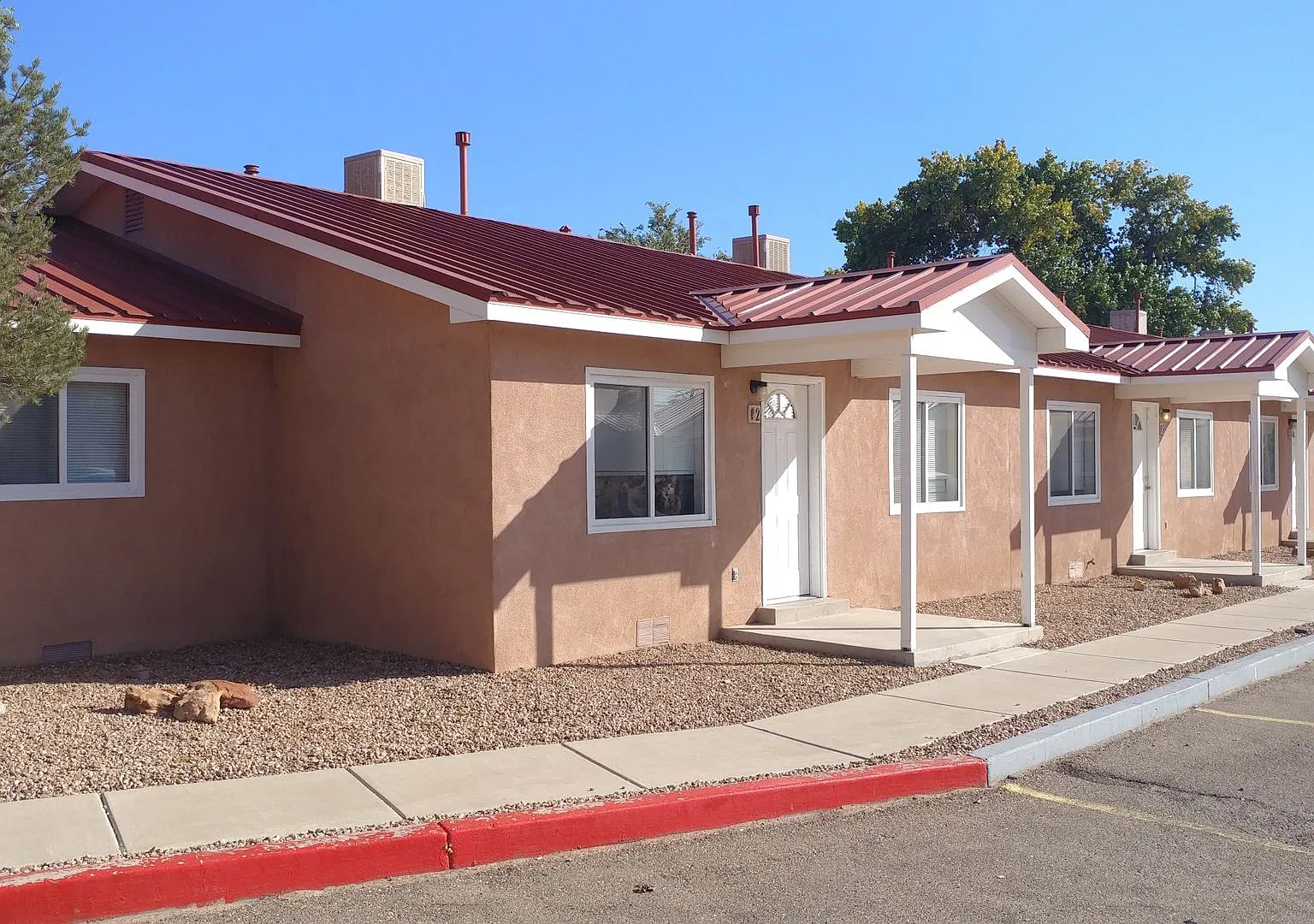 Valle del Sol Apartments — Photo 1