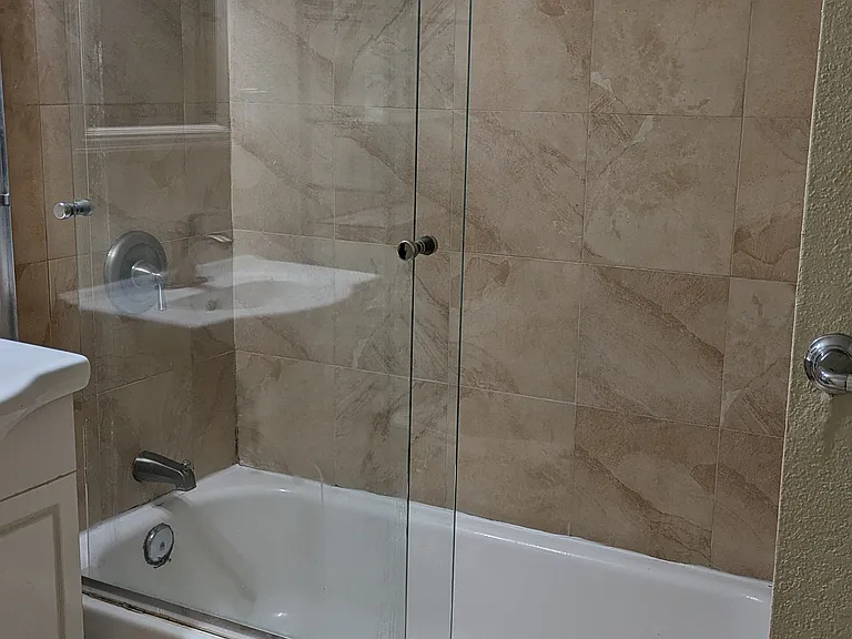 1450 Locust Ave #309 — Photo 17