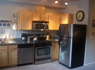 537 225th Ln NE #G105, Sammamish, WA 98074
