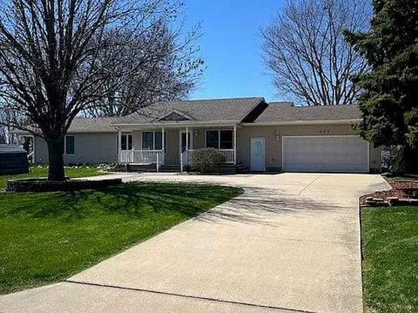 307 N Chicago St, Geneseo, IL 61254