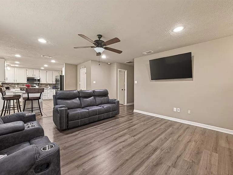 12110 Essenbruk Dr — Photo 13