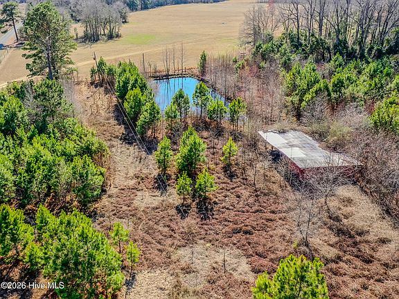 4th image of 60 Callahan Road