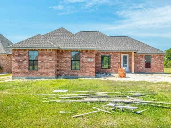 427 6th St, Iowa, LA 70647