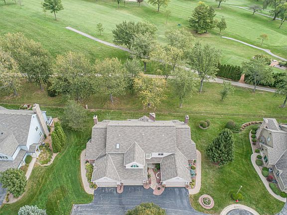 3rd image of 7404 W Twin Oaks Ct #4