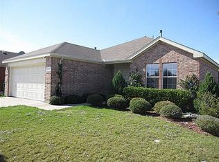 1027 Halifax Ln, Forney, TX 75126