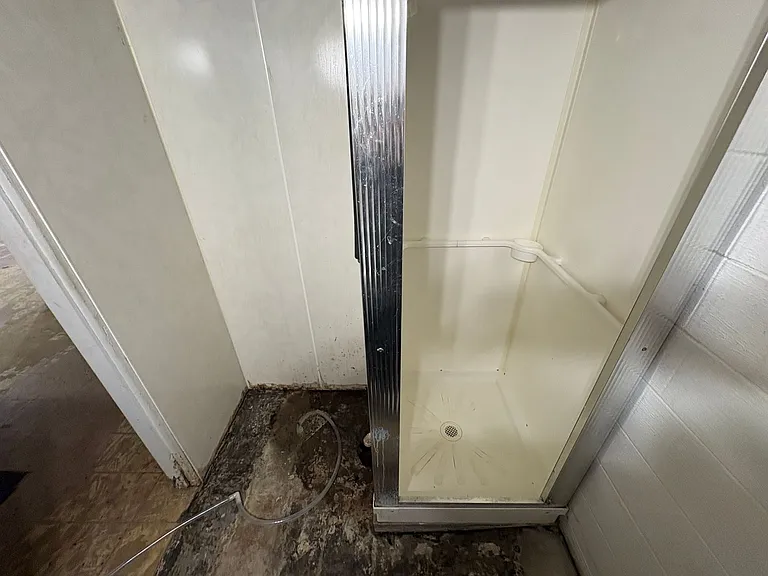 1300 Eastridge Dr — Photo 21