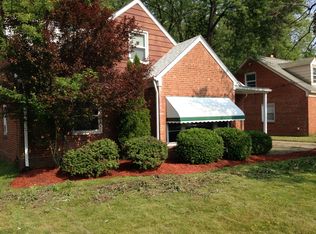 1145 Sunset Rd, Mayfield Heights, OH 44124