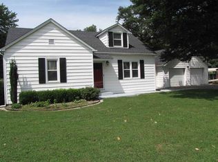 341 E State Road 64, Oakland City, IN 47660