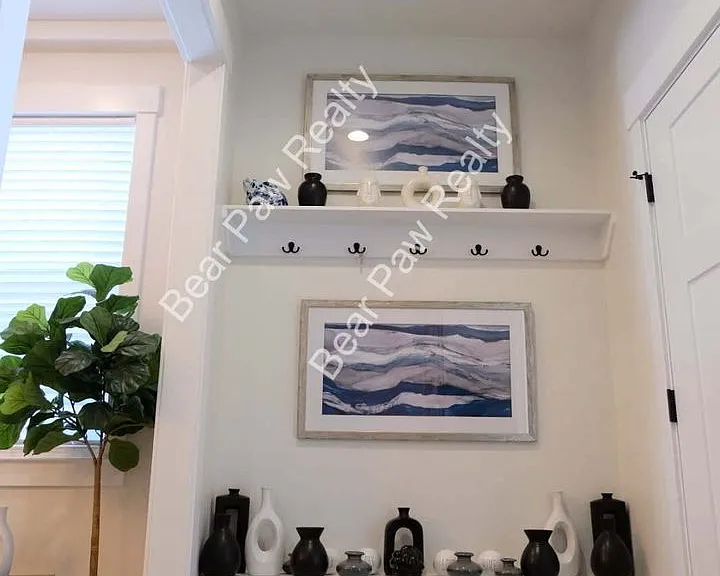 3523 Red Feather Trl — Photo 6