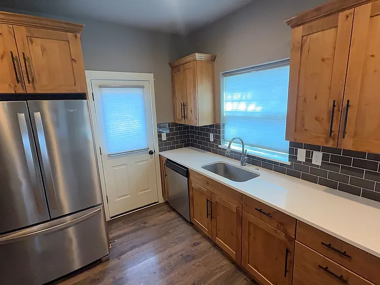2728 NE Black Oak Pl — Photo 10