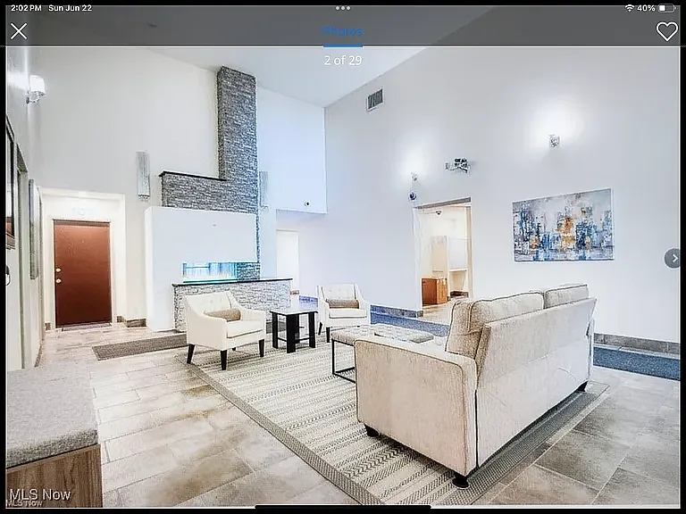 1900 Grove Ct #409 — Photo 1