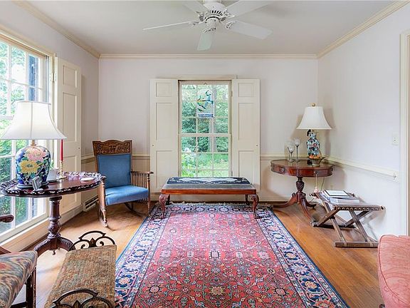 4th image of 4805 Ramblewood Dr