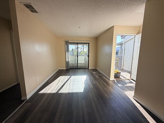 3rd image of 17450 Arrow Blvd #768967936