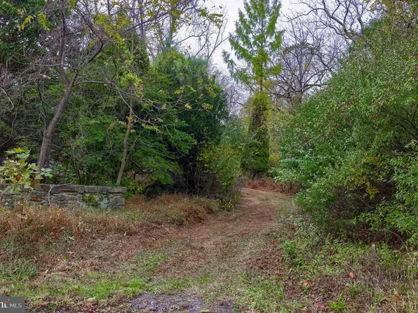 109 Sheeder Rd, Phoenixville, PA 19460