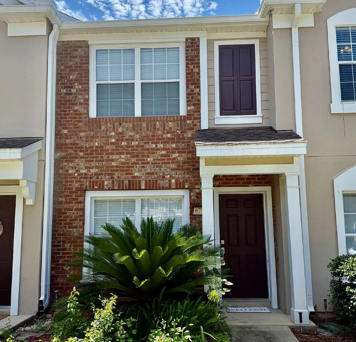 2 bed, 2.5 bath, 1248 sqft, $1,700 — Photo 2