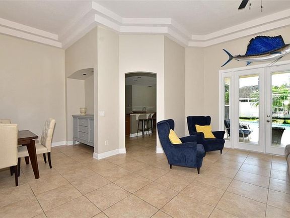 5th image of 113 Olympic Club Ct