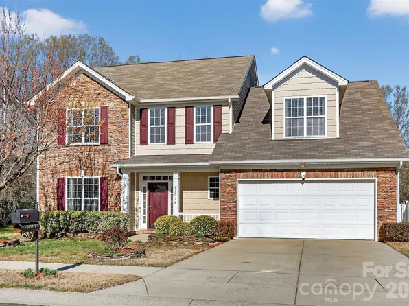 13028 Fenceline Dr, Charlotte, NC 28278
